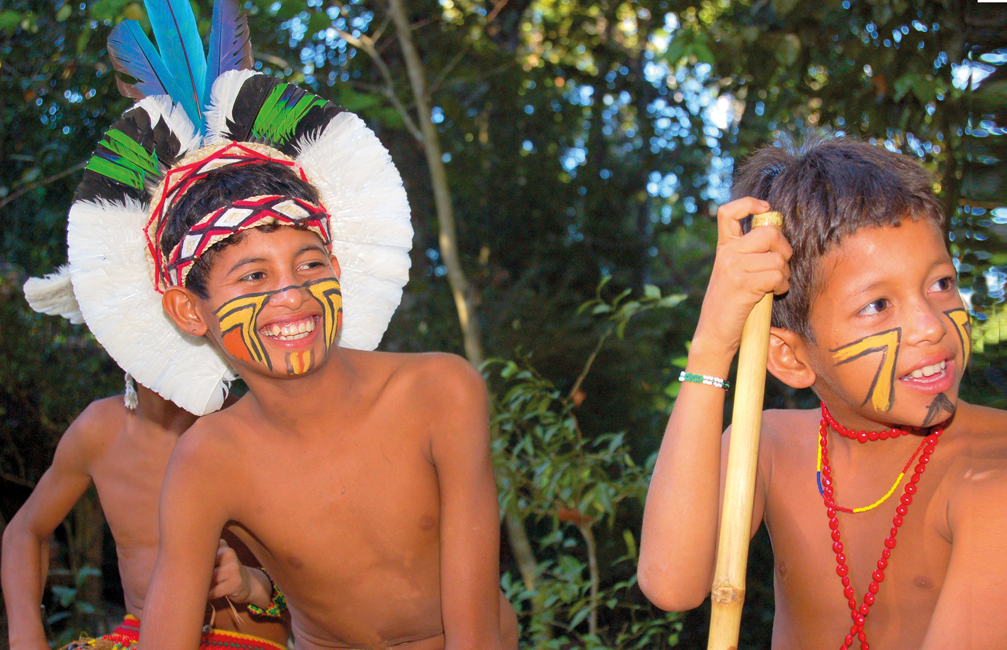 Os pequeninos pataxós, herdeiros naturais da Reserva Jaqueira em Porto Seguro / Foto: Rita Barreto